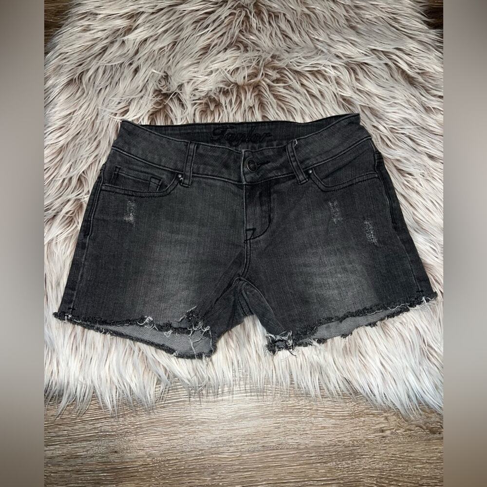 Taylor delta women’s black jeans shorts